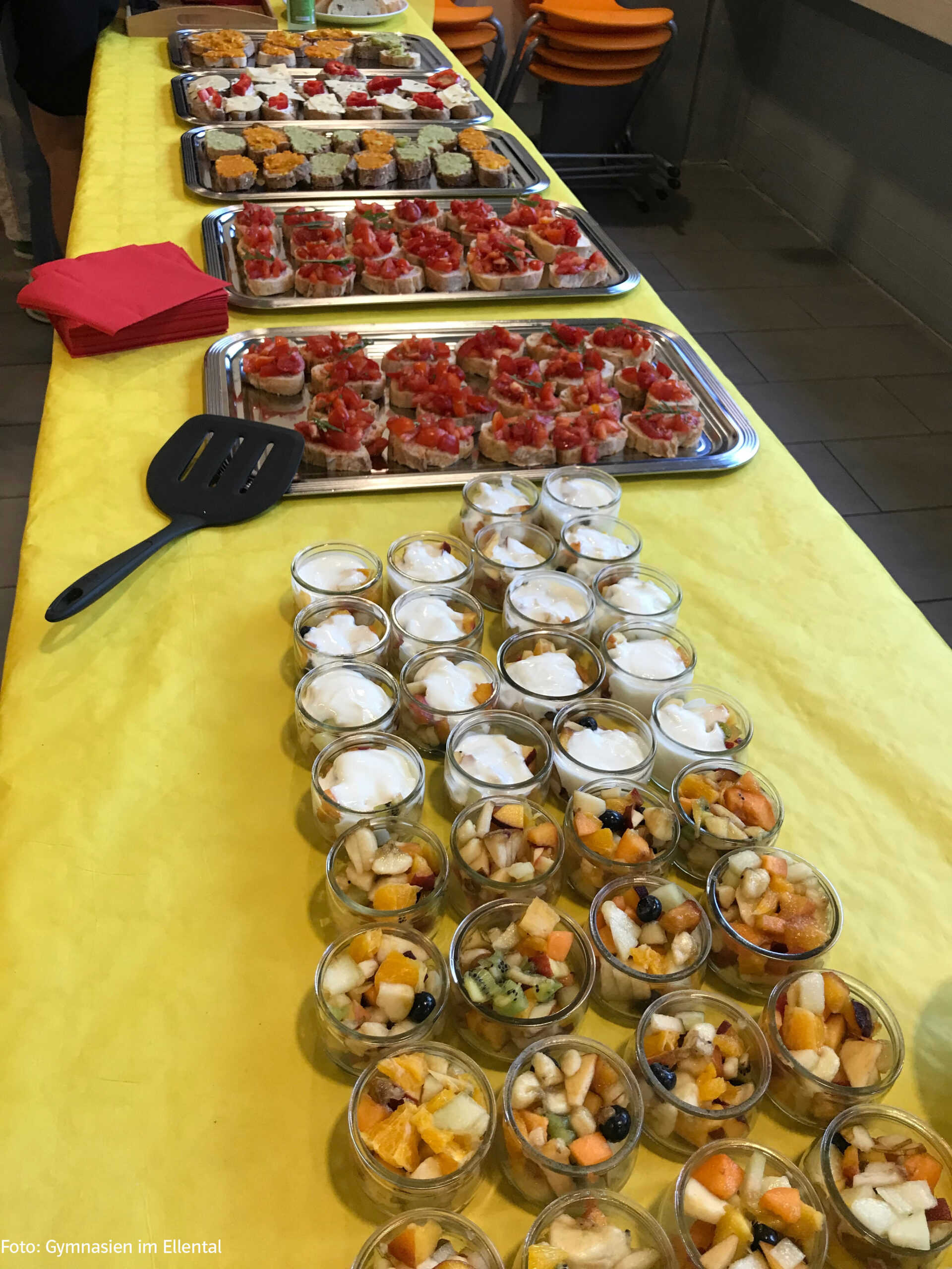 Retterlingbuffet_Gymnasium_Ellental Retterlingbuffet Gymnasien Ellental